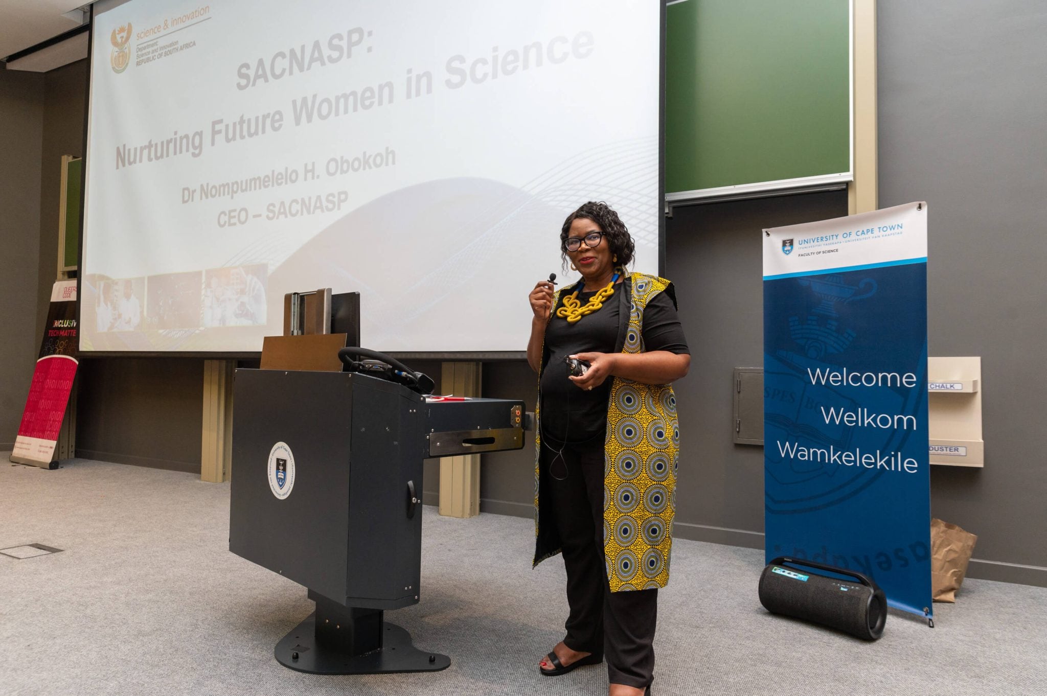 CapeTown SheSTEAM Summit photo gallery for decorative purposes only on gallery