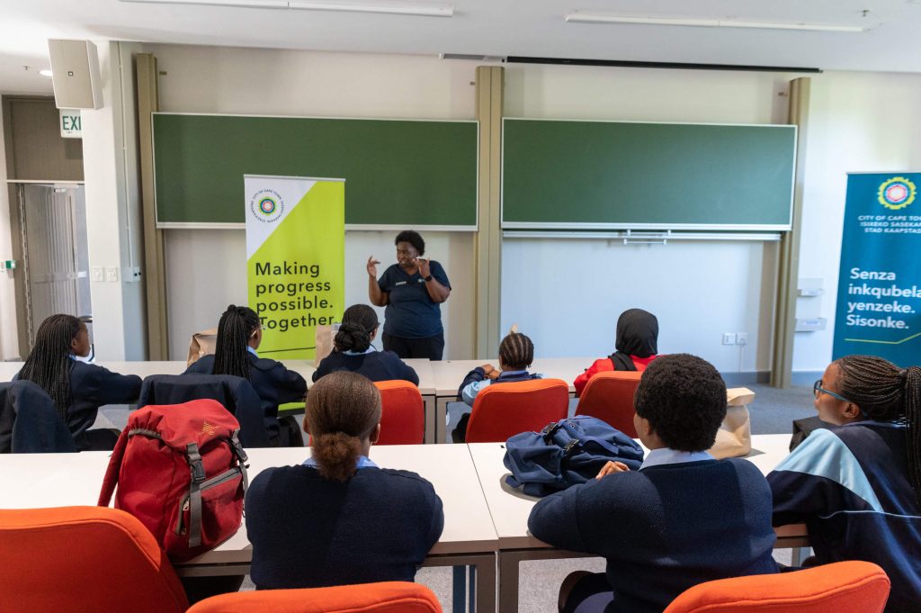 CapeTown SheSTEAM Summit photo gallery for decorative purposes only on gallery