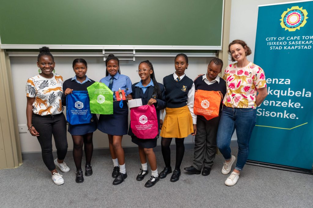 CapeTown SheSTEAM Summit photo gallery for decorative purposes only on gallery
